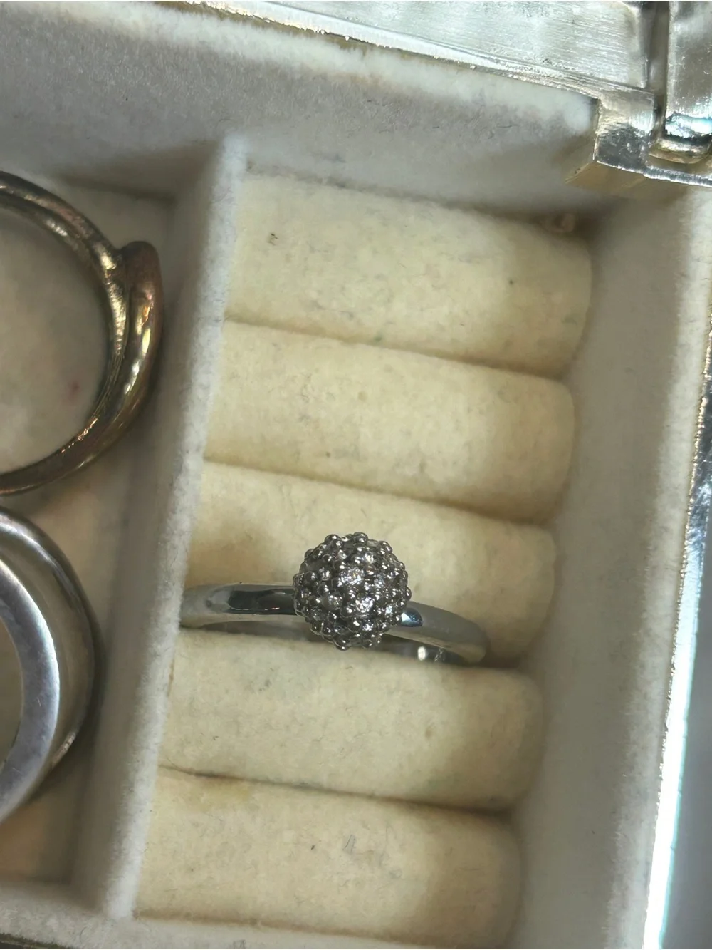 N/A sparkling pavé